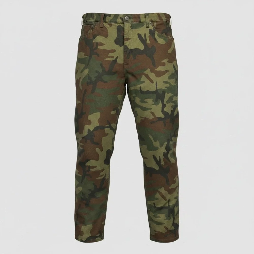 Levis 541 Athletic Taper Camo Pants Mens 42x34 (actual 43x33)Woodland Camouflage